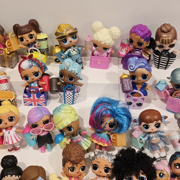 Lol Surprise Doll and Accessories Huge Lot - Picture 9 of 16